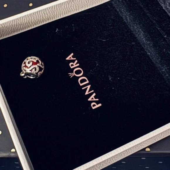 Pandora • 2017 edition • Pandora Bright Ornament Charm • 2017 Limited Edition - Picture 7 of 11
